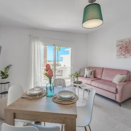 1bdr Seaview In Lejlighed *